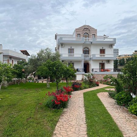 Vila Sidi Ksamil Luaran gambar