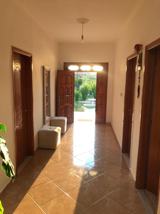 Vila Sidi Ksamil Luaran gambar