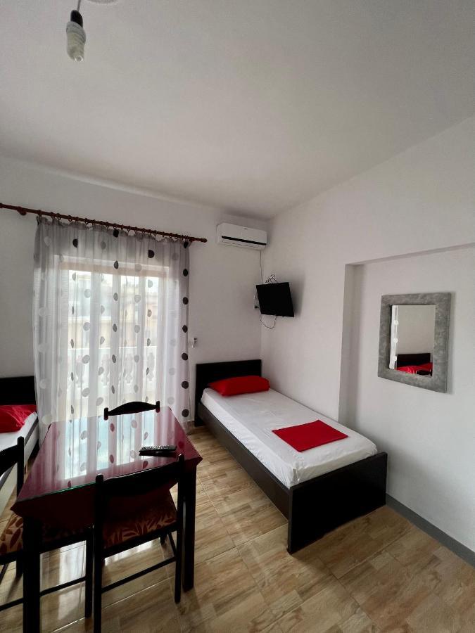 Vila Sidi Ksamil Luaran gambar