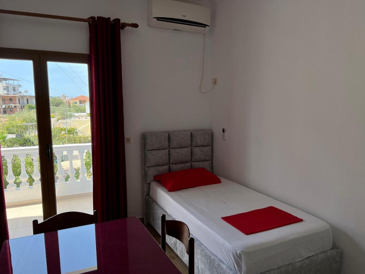 Vila Sidi Ksamil Luaran gambar