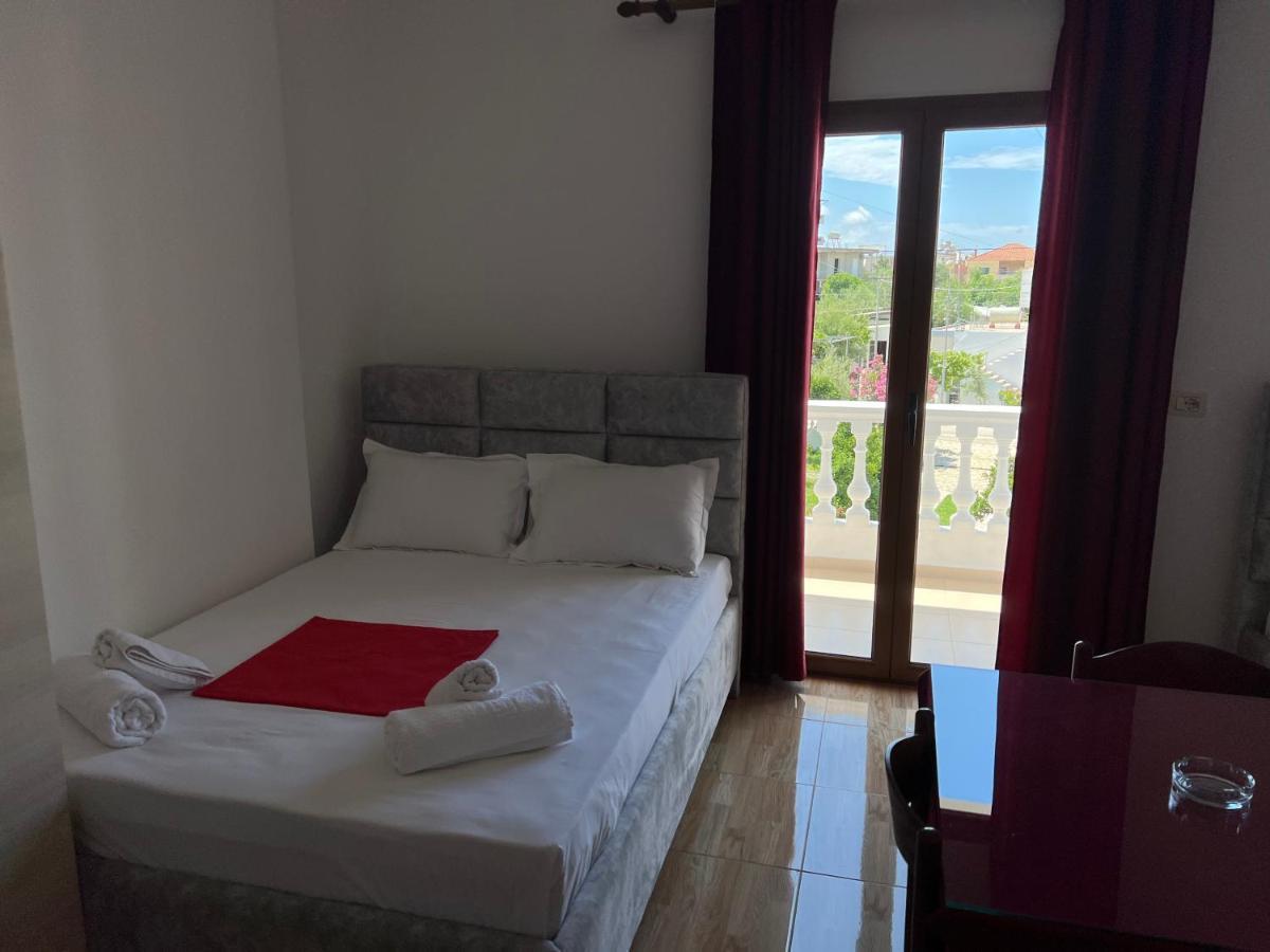 Vila Sidi Ksamil Luaran gambar