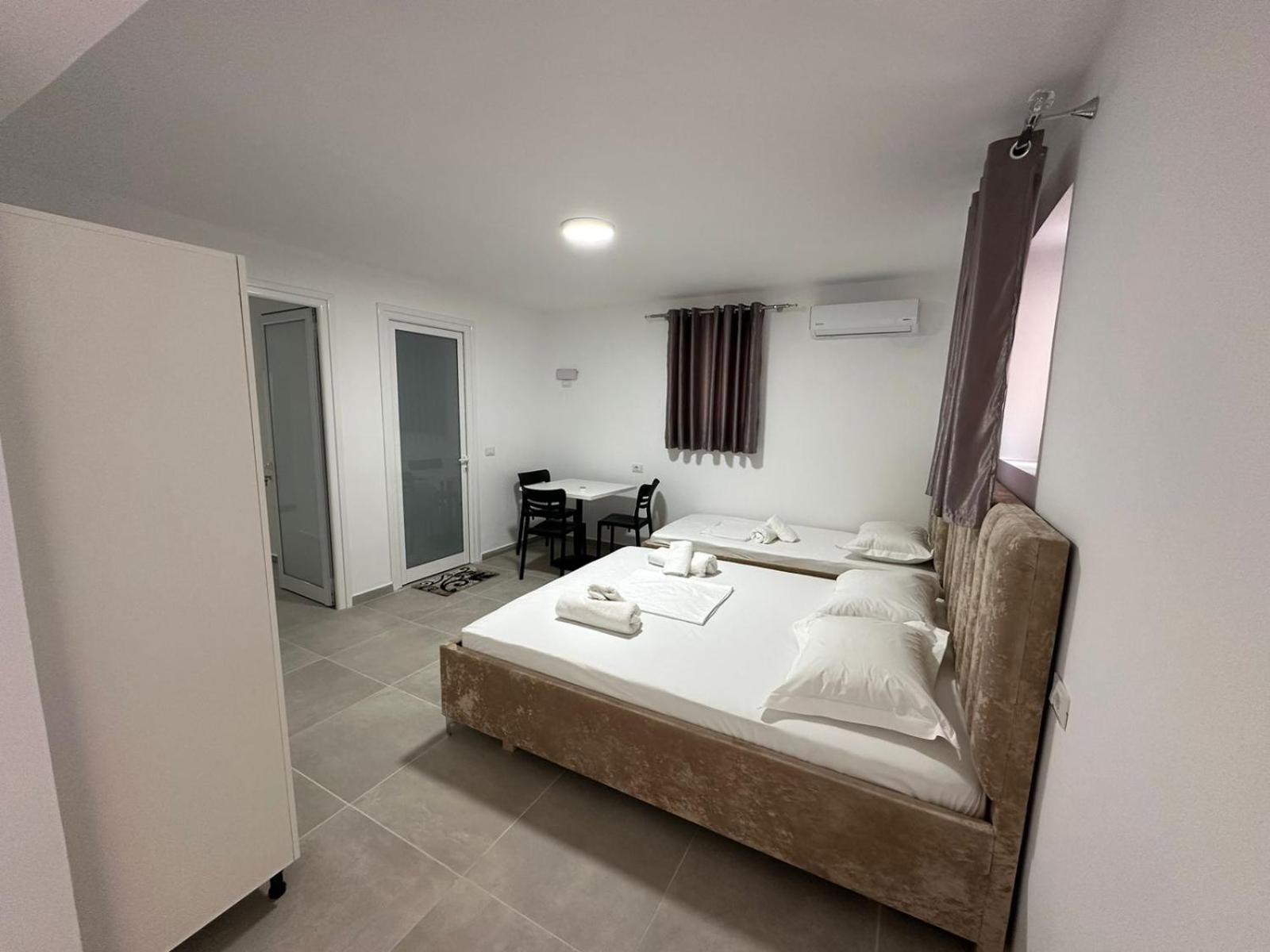 Vila Sidi Ksamil Luaran gambar