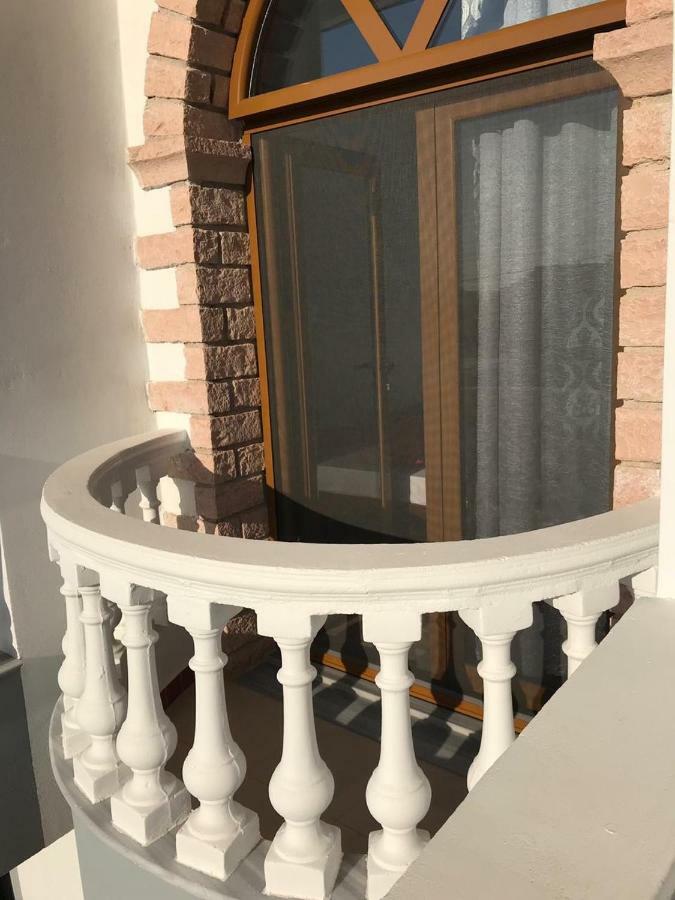 Vila Sidi Ksamil Luaran gambar